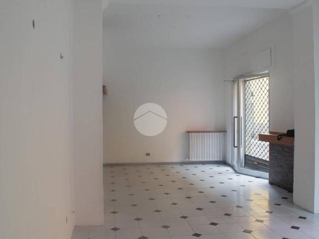 Negozio in vendita a Treviglio
