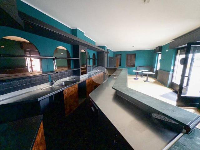Negozio in vendita a Treviglio