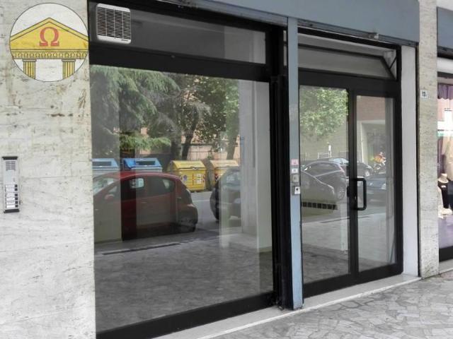 Negozio in vendita a Treviso