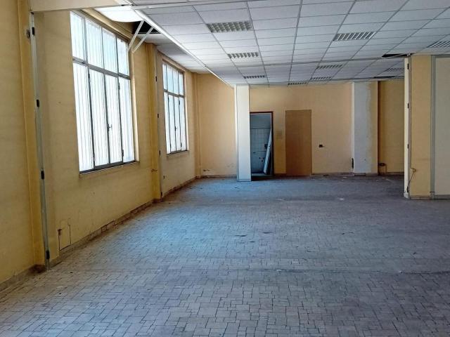 Negozio in vendita a Varese