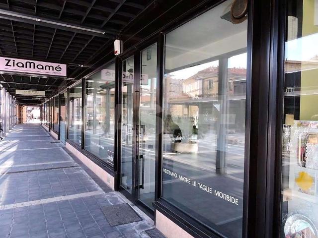 Negozio in vendita a Varese