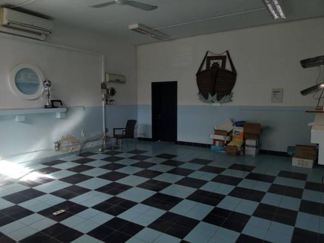 Negozio in vendita a Vasto