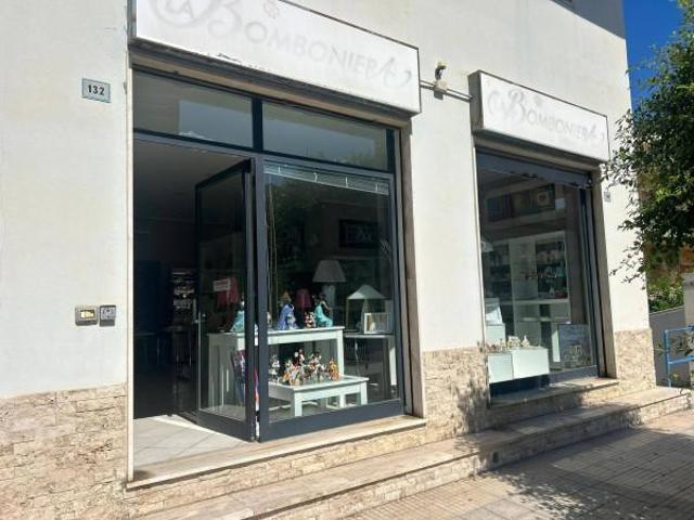 Negozio in vendita a Venetico