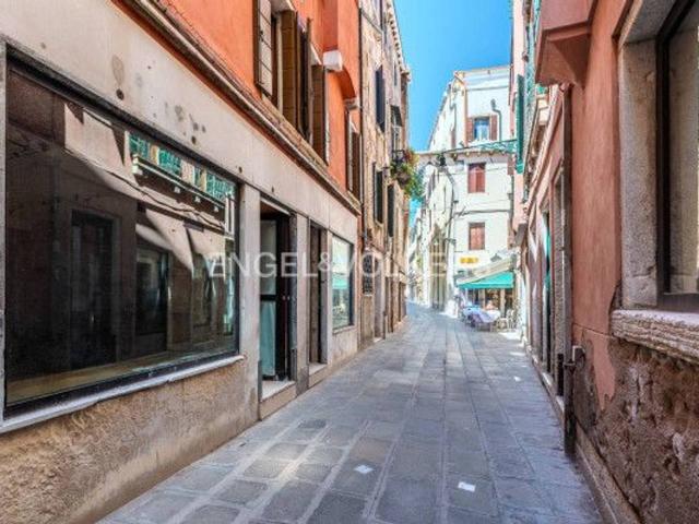 Negozio in vendita a Venezia