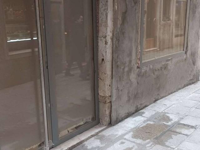 Negozio in vendita a Venezia