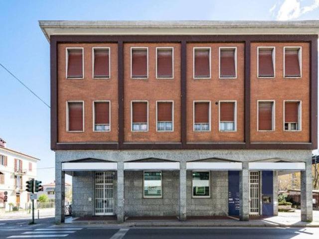 Negozio in vendita a Verzuolo