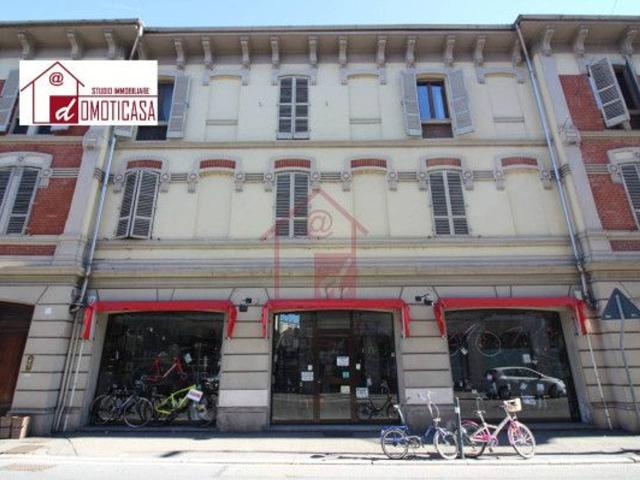 Negozio in vendita a Vercelli