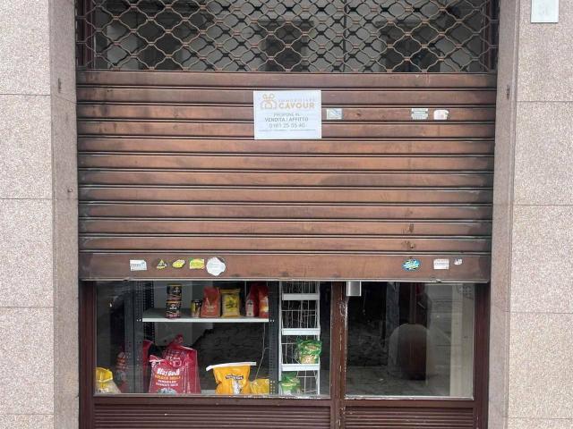 Negozio in vendita a Vercelli