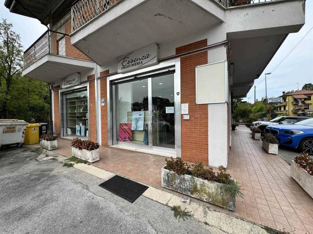 Negozio in vendita a Veroli