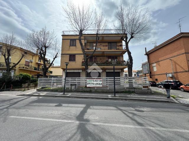 Negozio in vendita a Albano Laziale