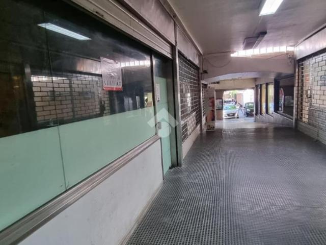Negozio in vendita a Alghero