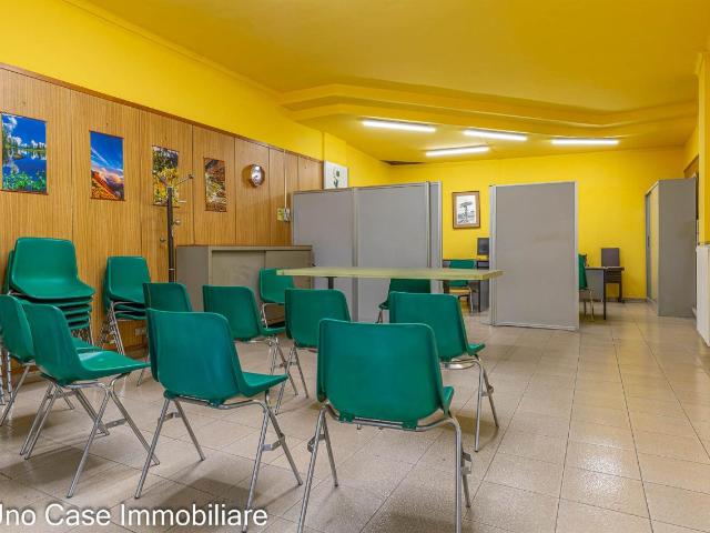 Negozio in vendita a Alpignano