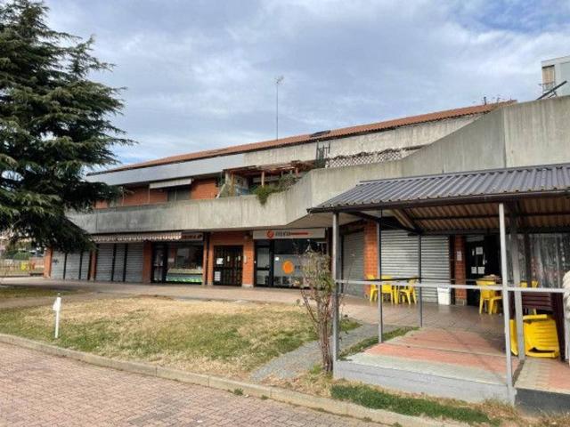 Negozio in vendita a Alpignano