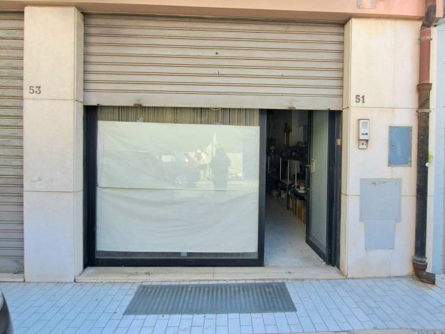 Negozio in vendita a Andria