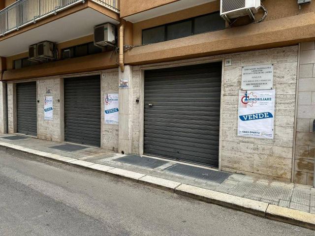 Negozio in vendita a Andria