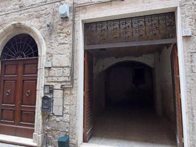 Negozio in vendita a Ascoli Piceno