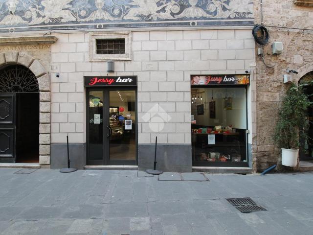 Negozio in vendita a Ascoli Piceno