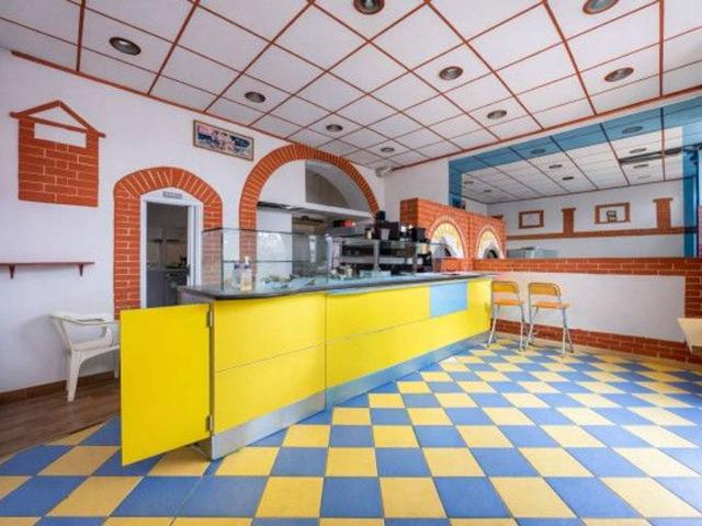 Negozio in vendita a Asti