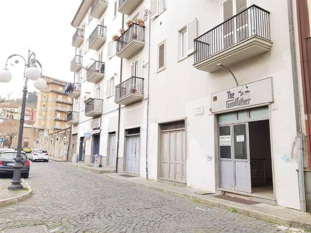 Negozio in vendita a Atripalda