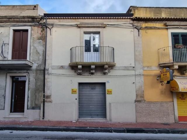 Negozio in vendita a Avola