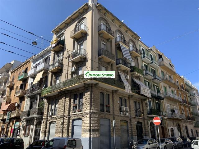 Negozio in vendita a Bari