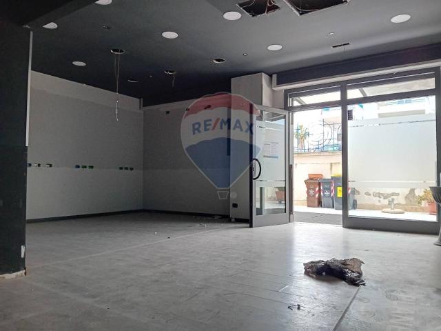 Negozio in vendita a Bari