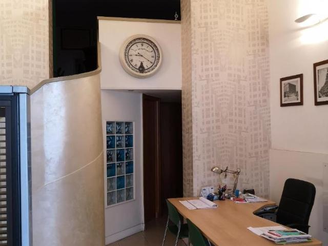 Negozio in vendita a Bari