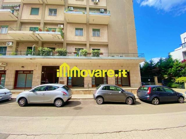 Negozio in vendita a Bari