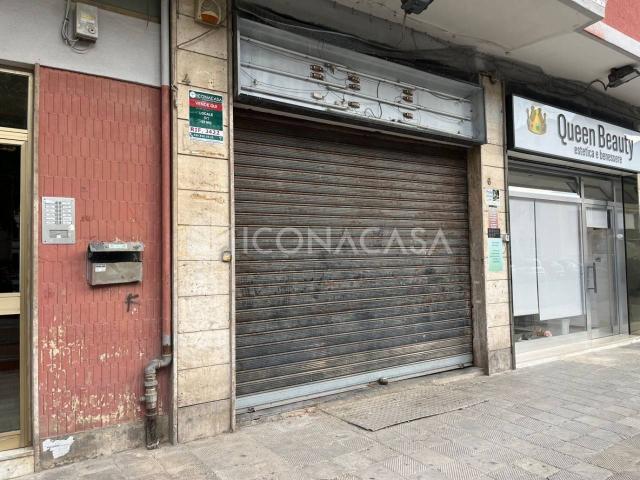 Negozio in vendita a Bari