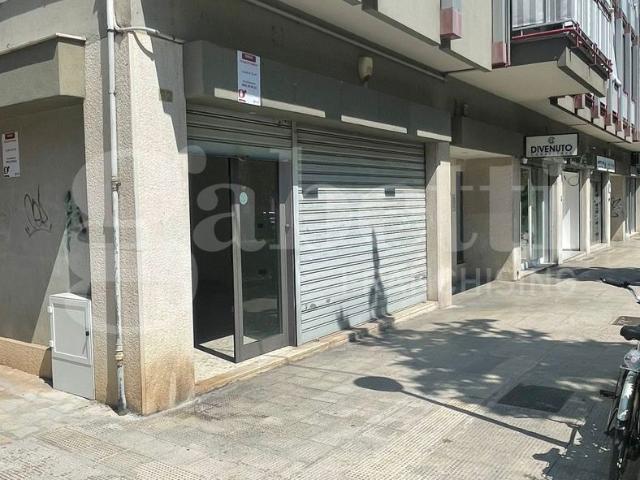 Negozio in vendita a Barletta