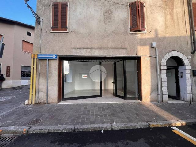 Negozio in vendita a Bedizzole