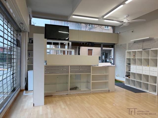 Negozio in vendita a Bergamo, Suardi