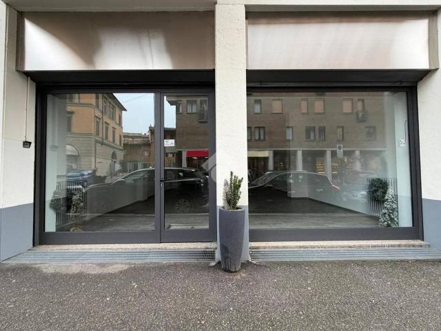 Negozio in vendita a Bergamo