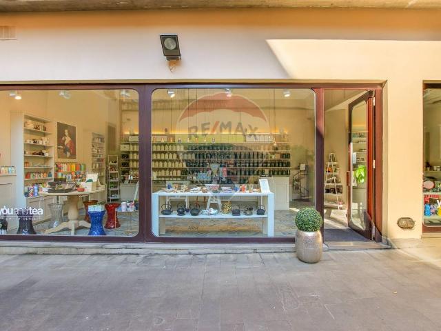 Negozio in vendita a Bergamo