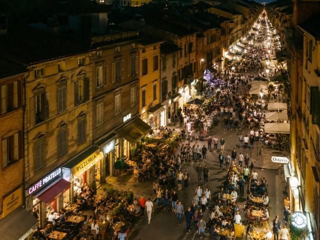 Negozio in vendita a Bologna, Centro storico