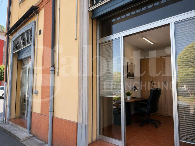 Negozio in vendita a Bologna