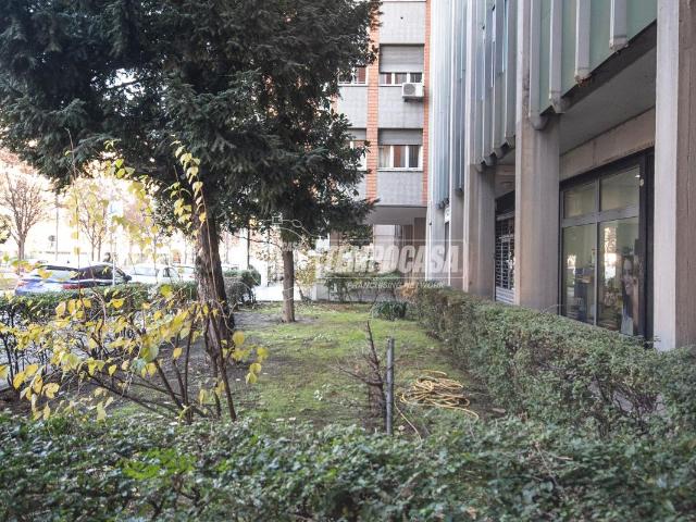 Negozio in vendita a Bologna