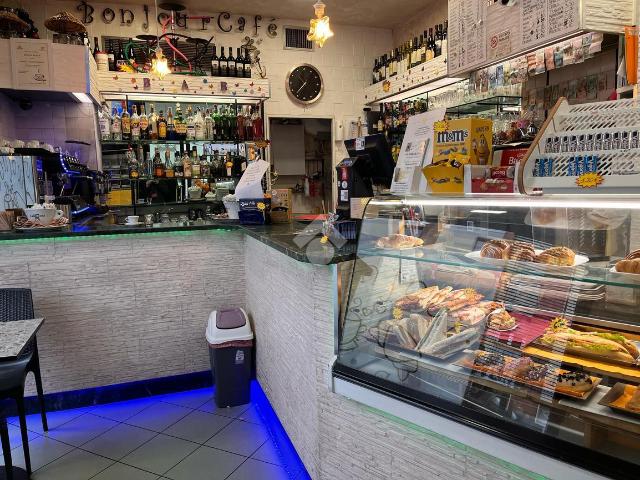 Negozio in vendita a Bologna
