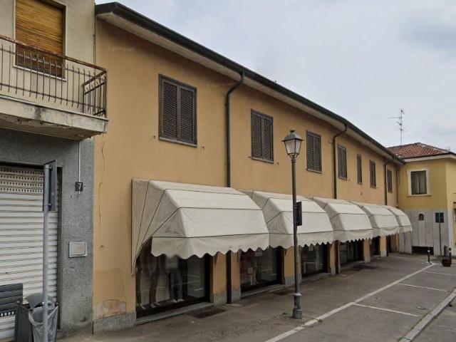 Negozio in vendita a Bovisio Masciago