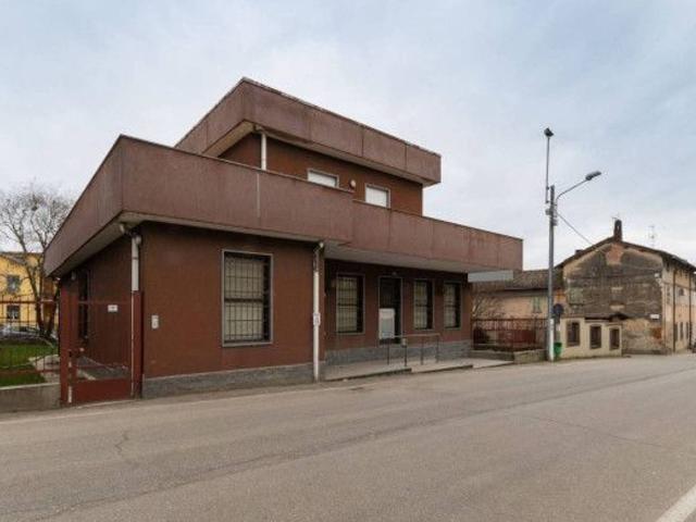 Negozio in vendita a Breme