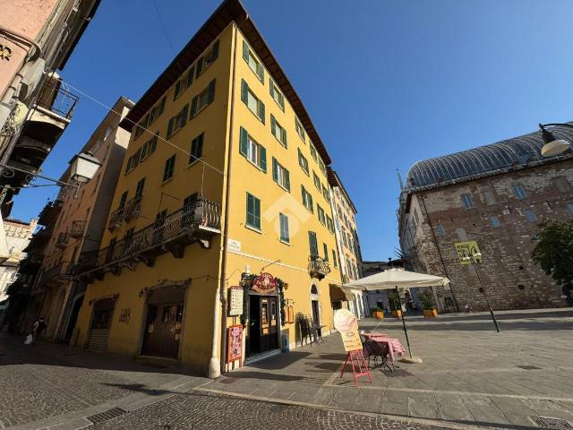 Negozio in vendita a Brescia