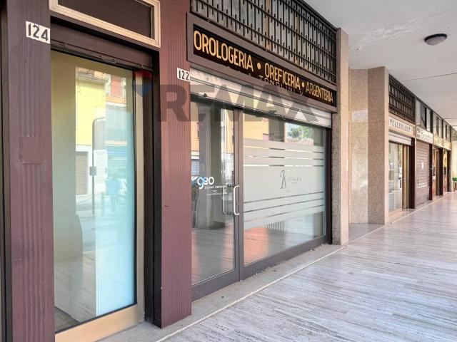 Negozio in vendita a Brescia