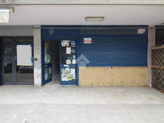Negozio in vendita a Brindisi