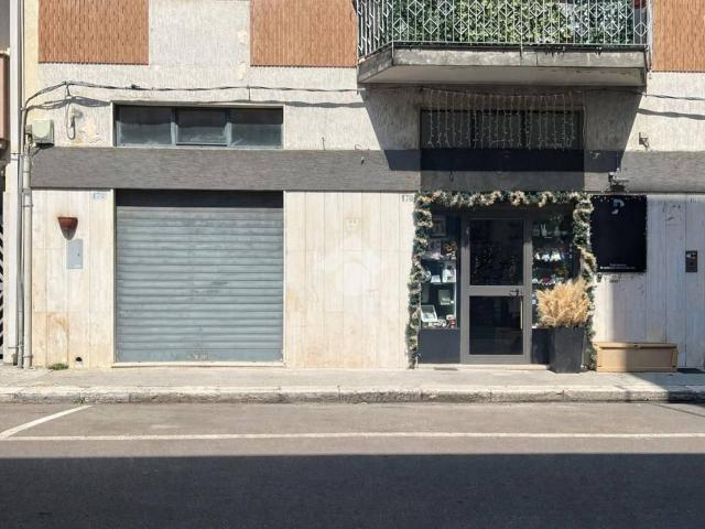 Negozio in vendita a Brindisi