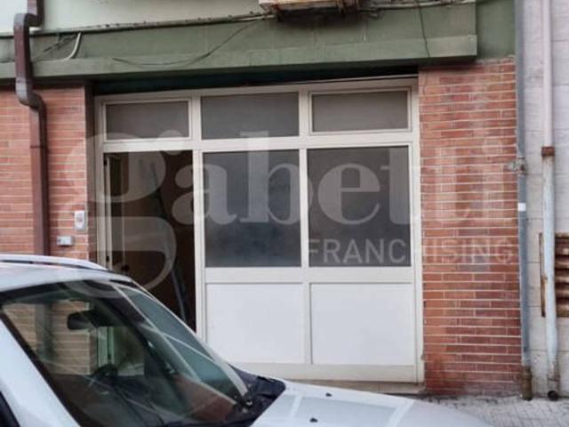Negozio in vendita a Brindisi