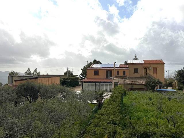 Negozio in vendita a Campofiorito