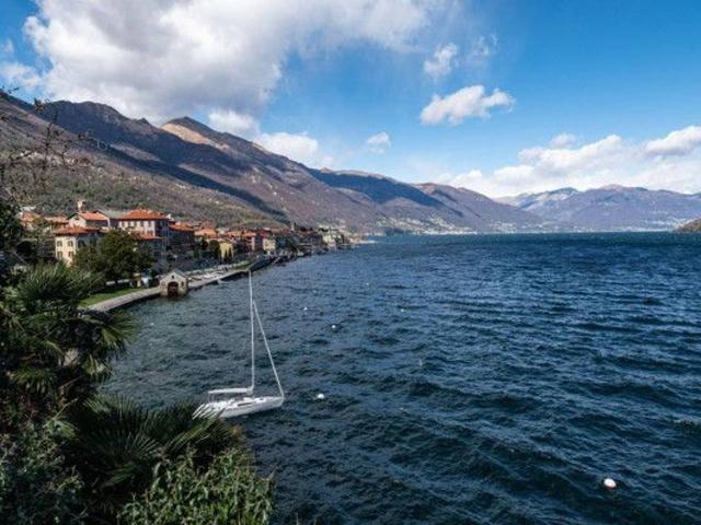 Negozio in vendita a Cannobio