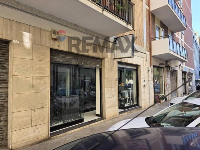 Negozio in vendita a Cagliari