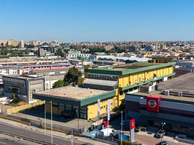 Negozio in vendita a Cagliari