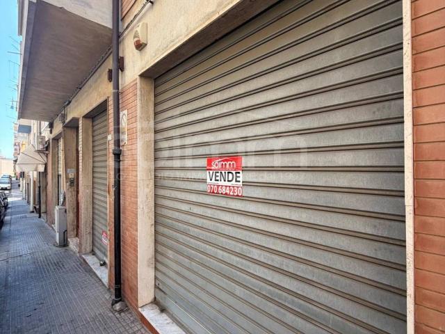 Negozio in vendita a Cagliari